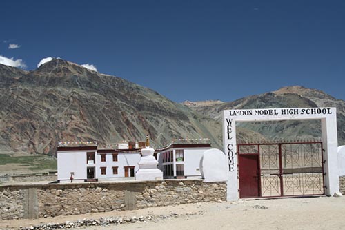 lamdon-model-high-school-lmhs-ecole-pibiting-zanskar