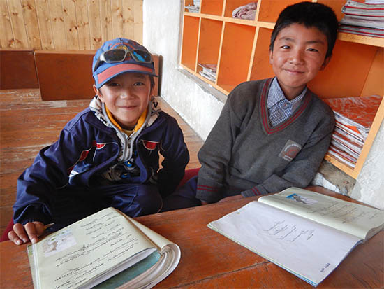 garcons-ecole-zanskar-aide-association-aaz